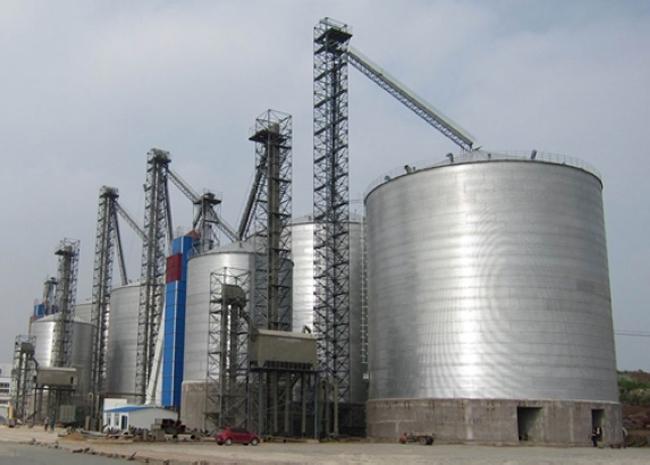 蓟州大型钢板库构造参数及水泥储存质量